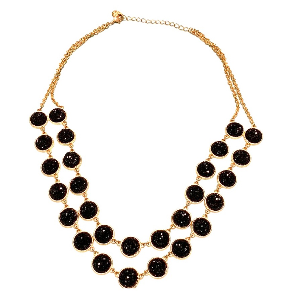 Black and gold necklace to dress up with!